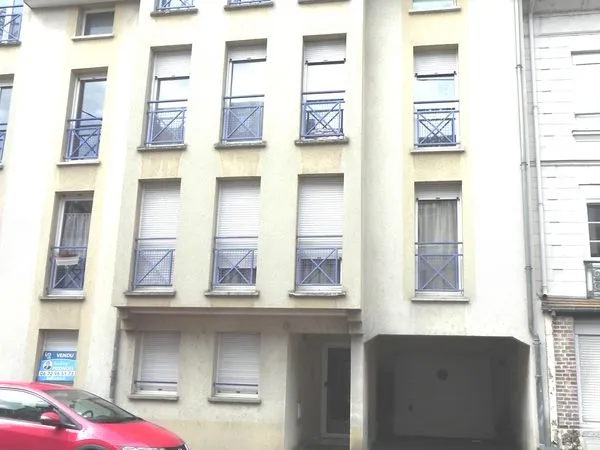 Appartement T3 de 65m² avec place de parking privé centre ville de Louviers