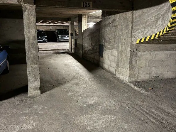 Place de parking 2 roues