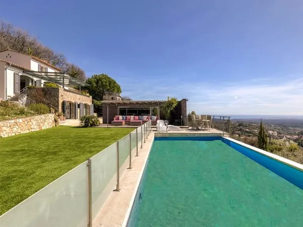 Maison 5 pièces 200 m²