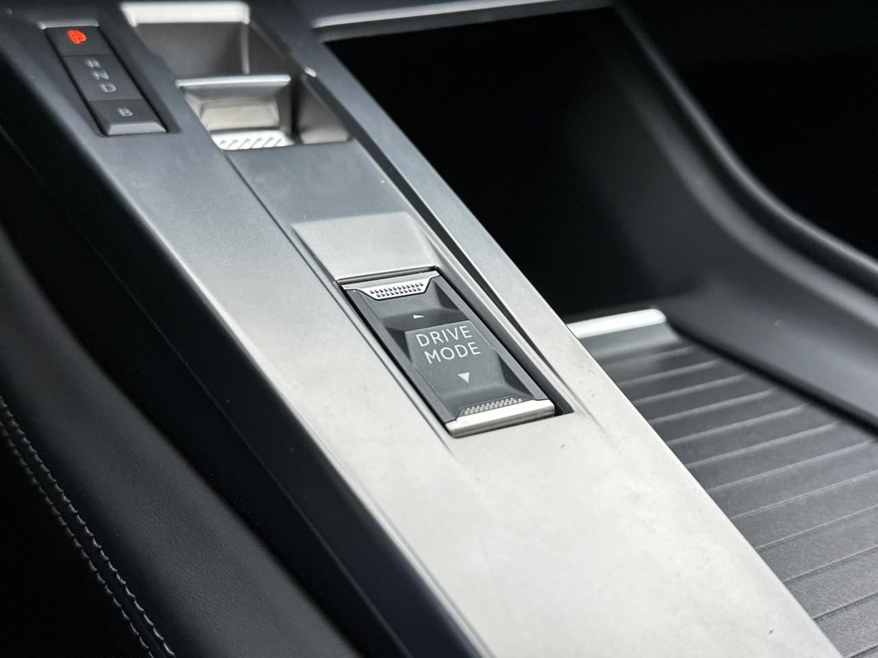 Peugeot 308 sw phev 180 e-eat8 allure pack — photo 31