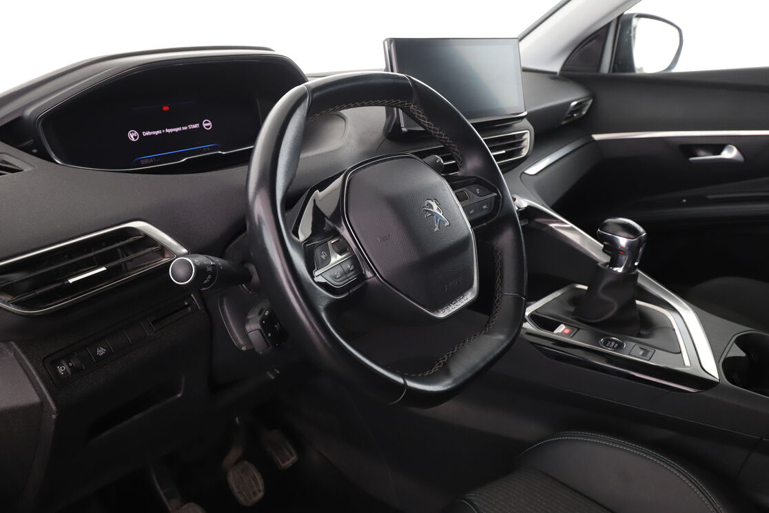 Peugeot 5008 1.5 Blue-HDi Allure — photo 10