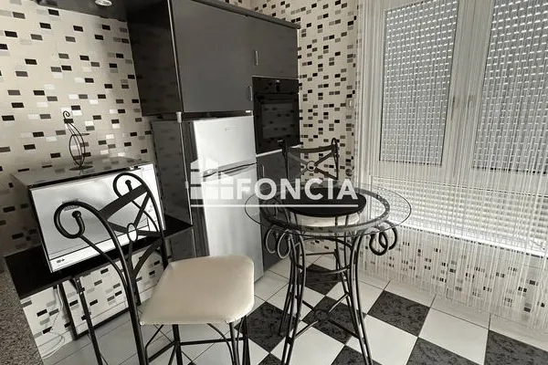 Appartement meublé 4 pièces 73 m²