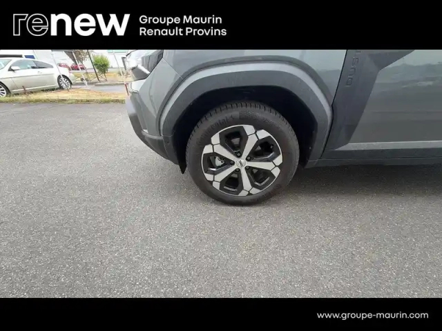 Dacia Duster 1.2 hybrid-g 150ch journey 4x4 — photo 9