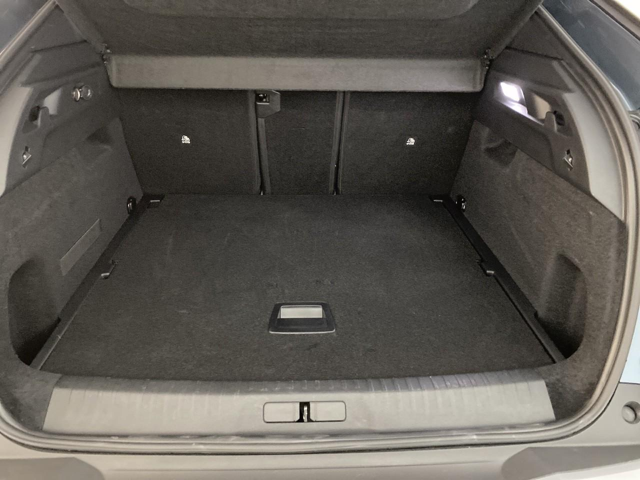 Peugeot 3008 hybrid 145 e-dcs6 allure — photo 6