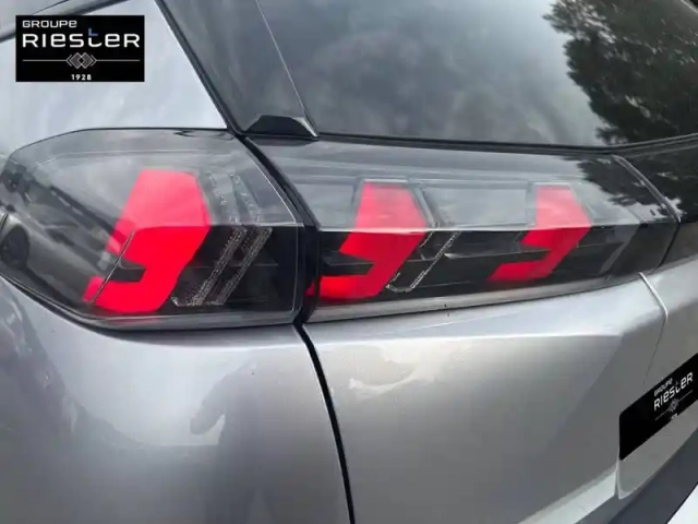 Peugeot 2008 puretech 100 s&amp;s bvm6 — photo 17