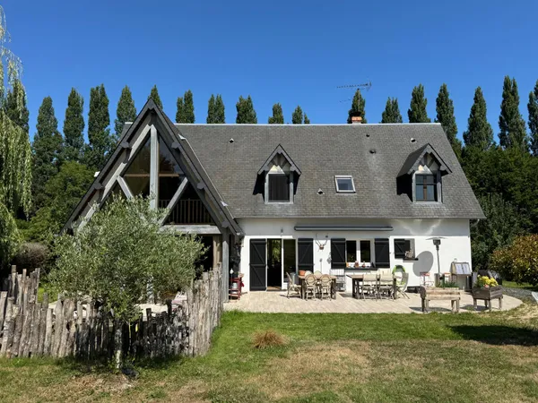 Vends maison 160m² jardin arboré