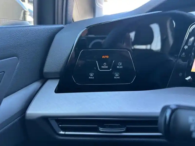 Volkswagen Golf 1.5 ehybrid 204 dsg6 — photo 30