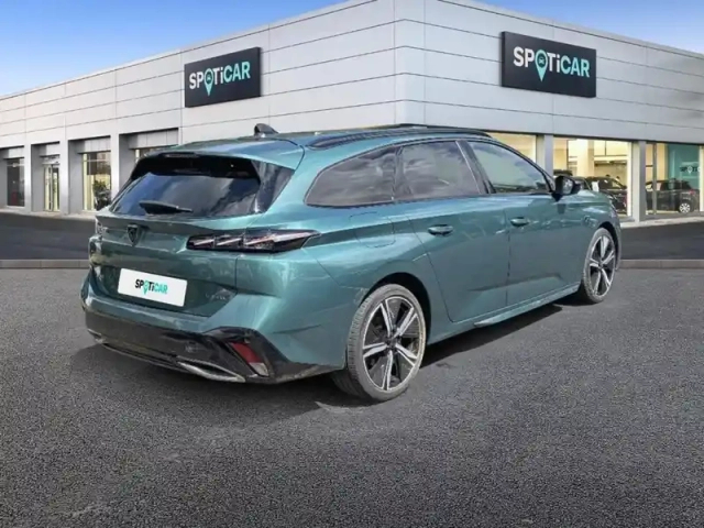 Peugeot 308 sw phev 225 e-eat8 gt — photo 2