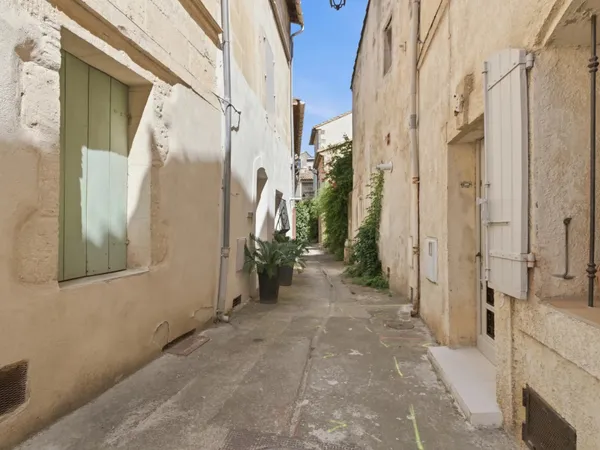 Maison de ville à restaurer Roquette Exclusivité