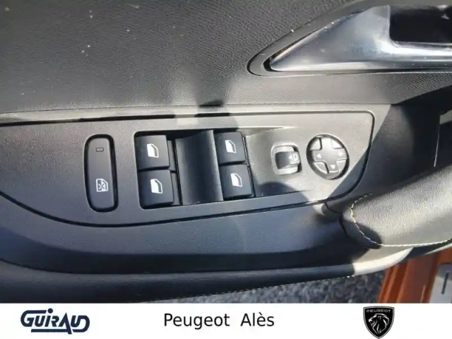 Peugeot 2008 puretech 130 s&amp;s eat8 — photo 12