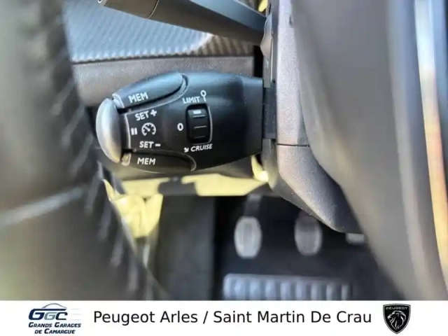Peugeot 2008 puretech 130 s&amp;s bvm6 — photo 59