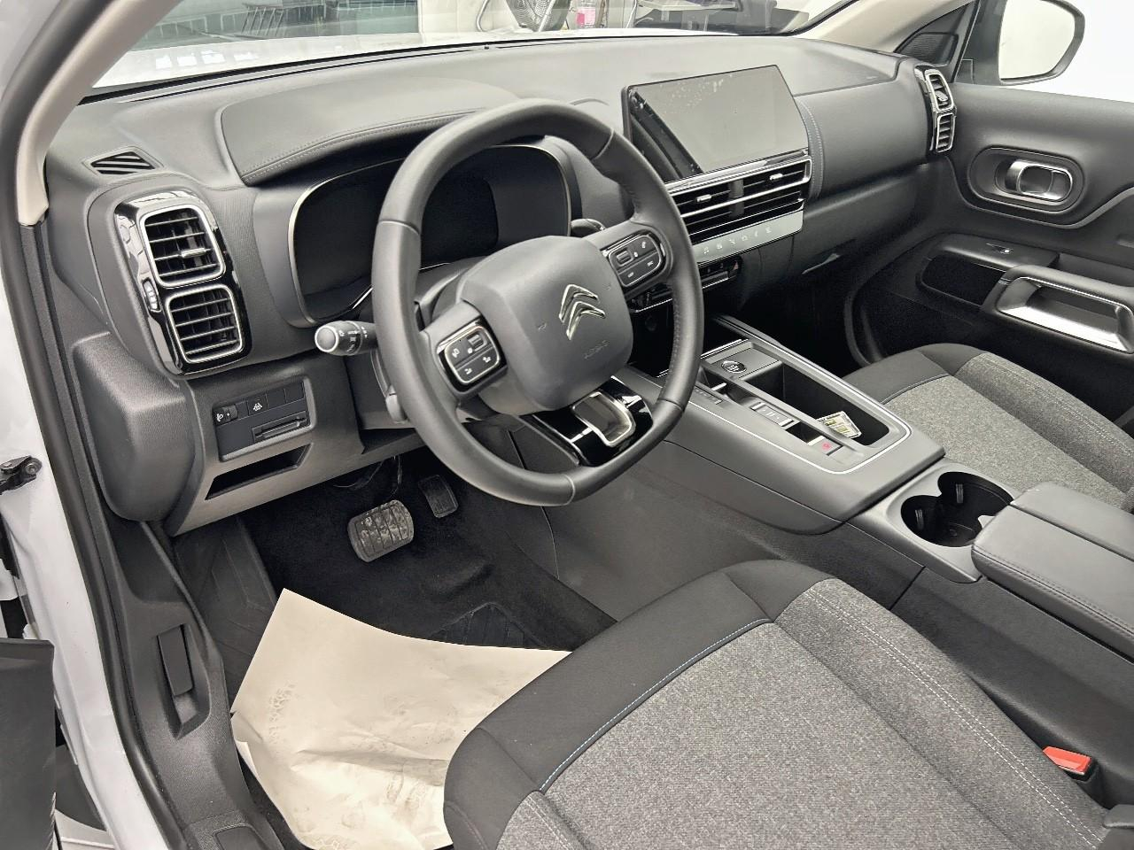 Citroën C5 Aircross hybride 145 e-dcs6 plus — photo 9