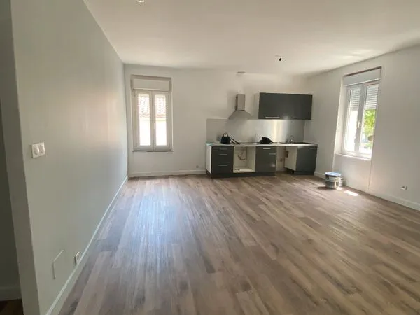 Particulier loue Appartement T4