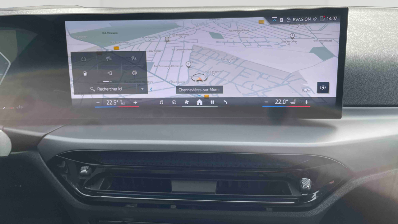 BMW Touring 318i 156 ch BVA8 — photo 23