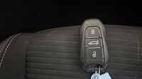 Peugeot 308 1.2 PureTech 130ch S&S Active Pack — photo 16
