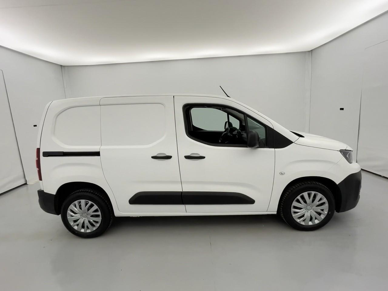 Peugeot Partner fourgon standard 1000 kg bluehdi 100 s&s bvm5 prem — photo 6