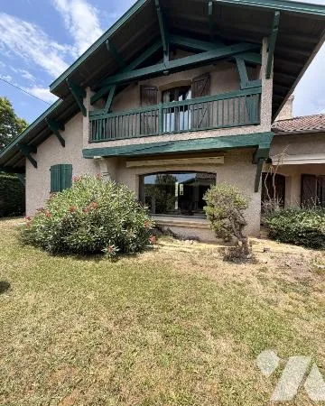 Maison 4 pièces 188 m²