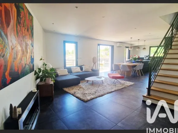 Maison 6 pièces 180 m²