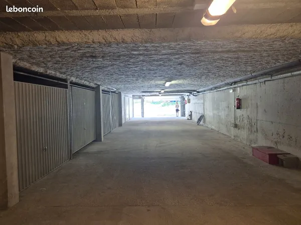 Stationnement Vente Montgenèvre   30000€
