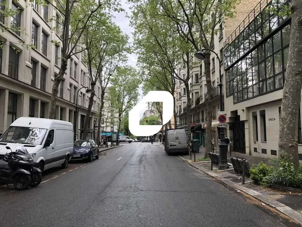 A louer Local commercial 345m² Paris