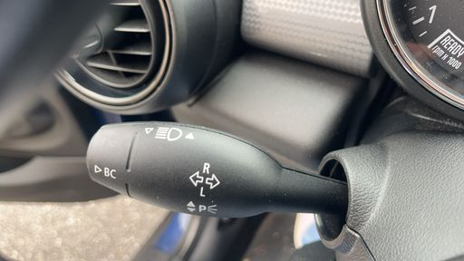 Mini One 1.2 102 - Hatch – 2016 – 126356 km – Essence – Boîte Manuelle — photo 9