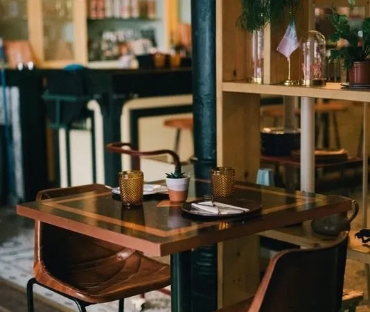 Local restaurant 200 m²