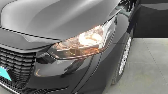 Peugeot 208 puretech 75 s&amp;s bvm5 — photo 82