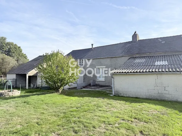 UNE MAISON À RÉINVENTER SUR PLUS DE 1 100 M² DE TERRAIN