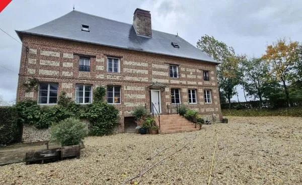 Maison 11 pièces 260 m²