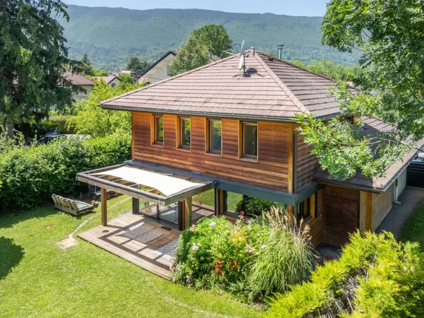 Villa 5 pièces 127 m²