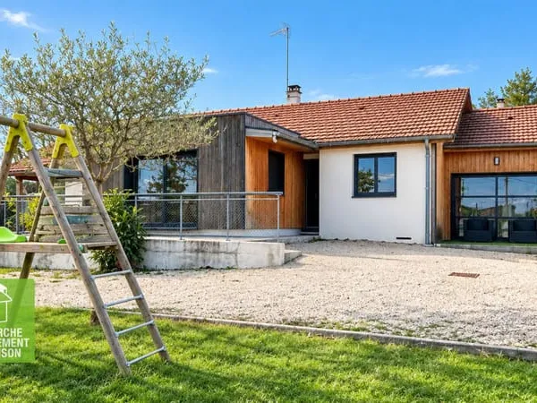 Maison Trept 7 pièce(s) 140 m2