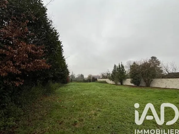Terrain 620 m²