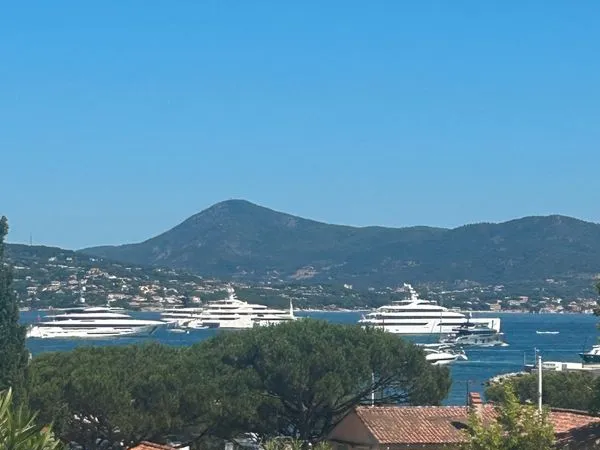 Appartement d'exception avec rooftop vue mer - Centre Saint-Tropez