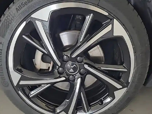 Ds Ds 7 ds7 crossback hybride e-tense 225 eat8 — photo 51