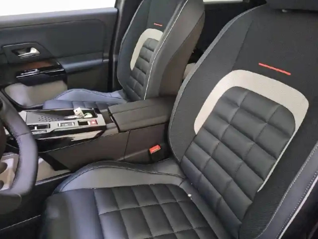 Citroën C5 Aircross hybride 145 ch e-dcs6 — photo 11