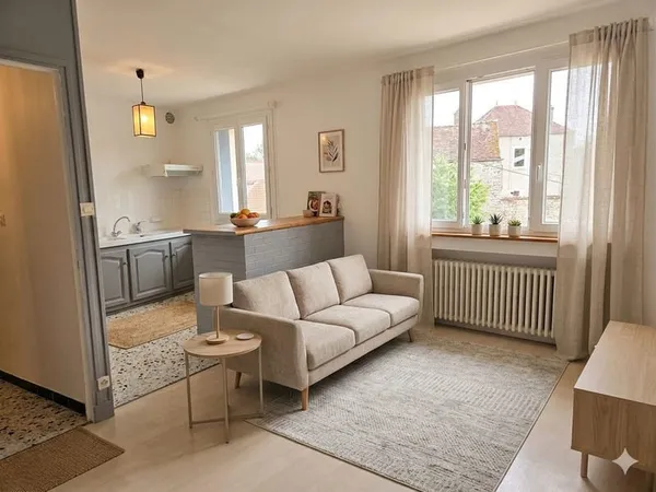 Appartement 3 pièces + garage et combles de 80 m2