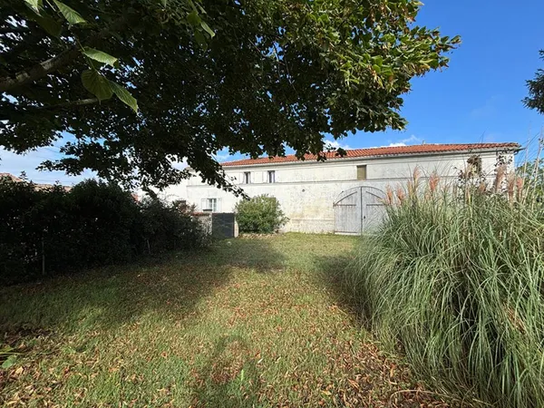 Maison Clam 6 pièce(s) 230 m2
