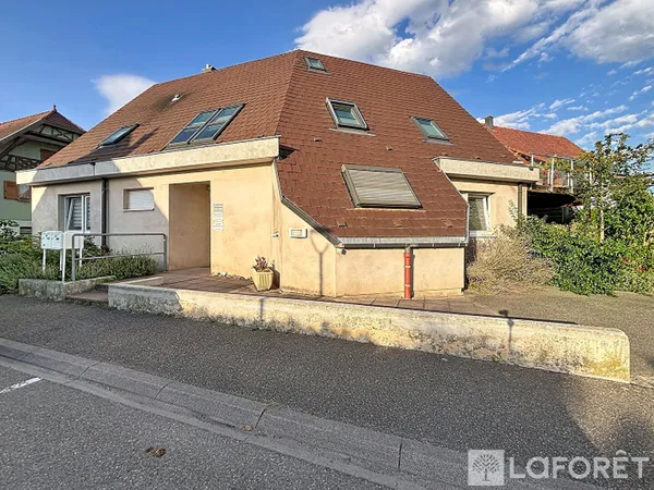 Local professionnel 7 pièces 90 m²