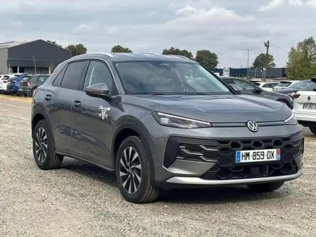 Volkswagen T-Roc fl nouveau nf 1.5 etsi hybrid 116ch d — photo 6