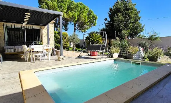 Maison 2 pièces 54 m²