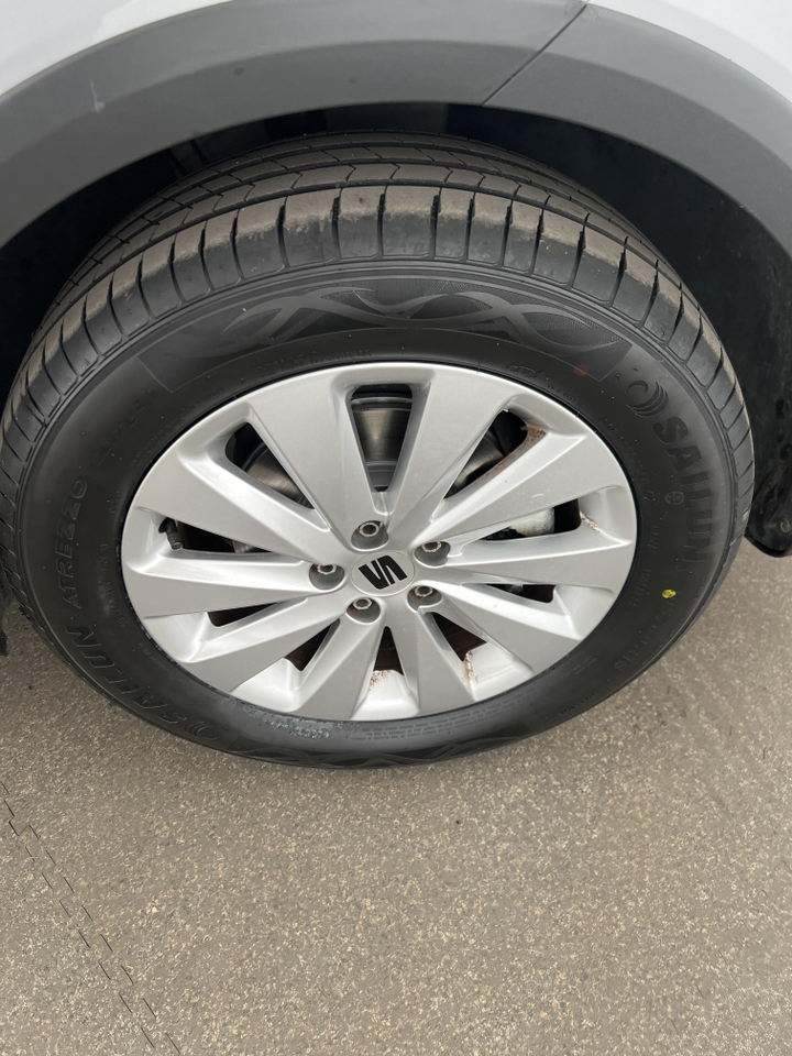 Seat Arona — photo 35