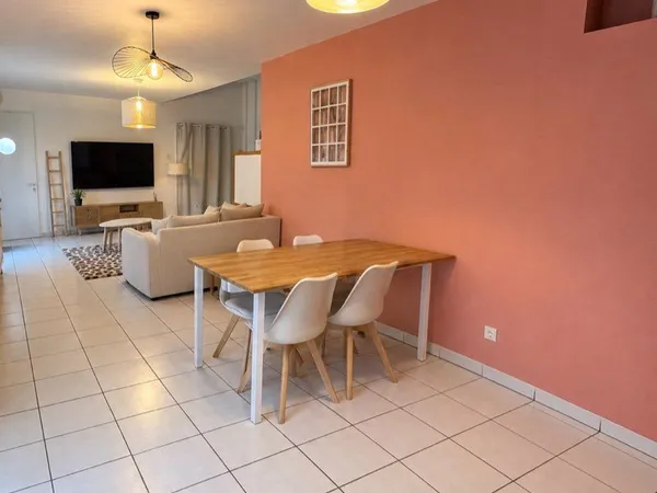 Maison au calme avec jardin
