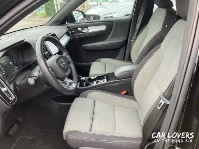 Volvo Xc40 t4 recharge 129+82 ch dct7 — photo 10