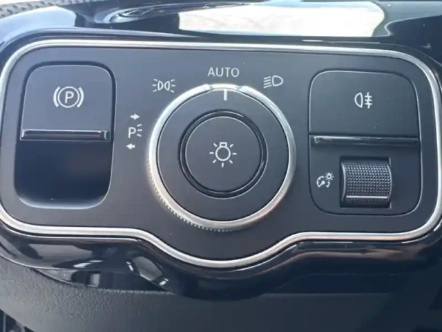 Mercedes Classe A 250 e hybrid eq amg line — photo 18