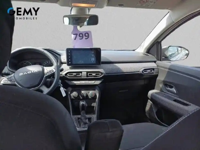 Dacia Sandero tce 90 cvt — photo 8