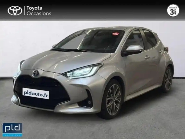 Toyota Yaris 116h iconic 5p my22