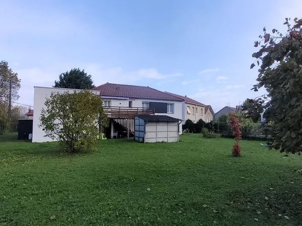 Propriété 7 pièces 175 m²