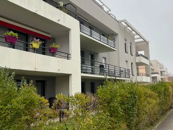 Bel appartement - 2 pièces - 55 m² - RDJ