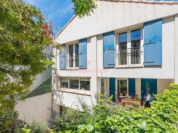 MAISON ROUCAS BLANC Triplex JARDIN PARKING