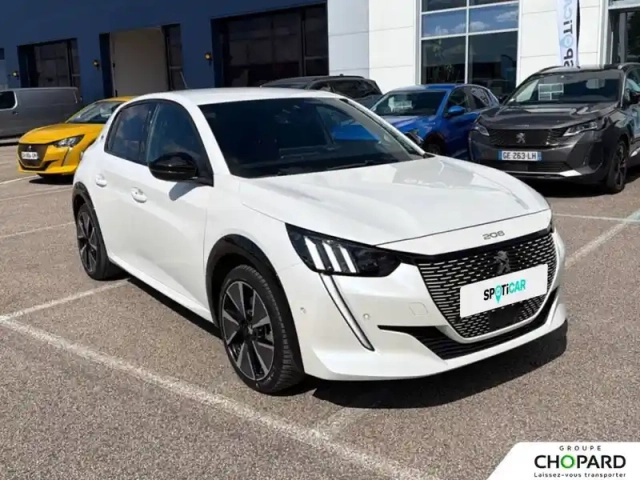 Peugeot 208 electrique 50 kwh 136ch — photo 31